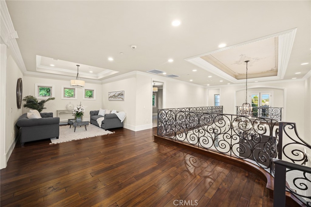 Arcadia, California, 91006, United States, 5 Bedrooms Bedrooms, ,6 BathroomsBathrooms,Residential,Active,2036030