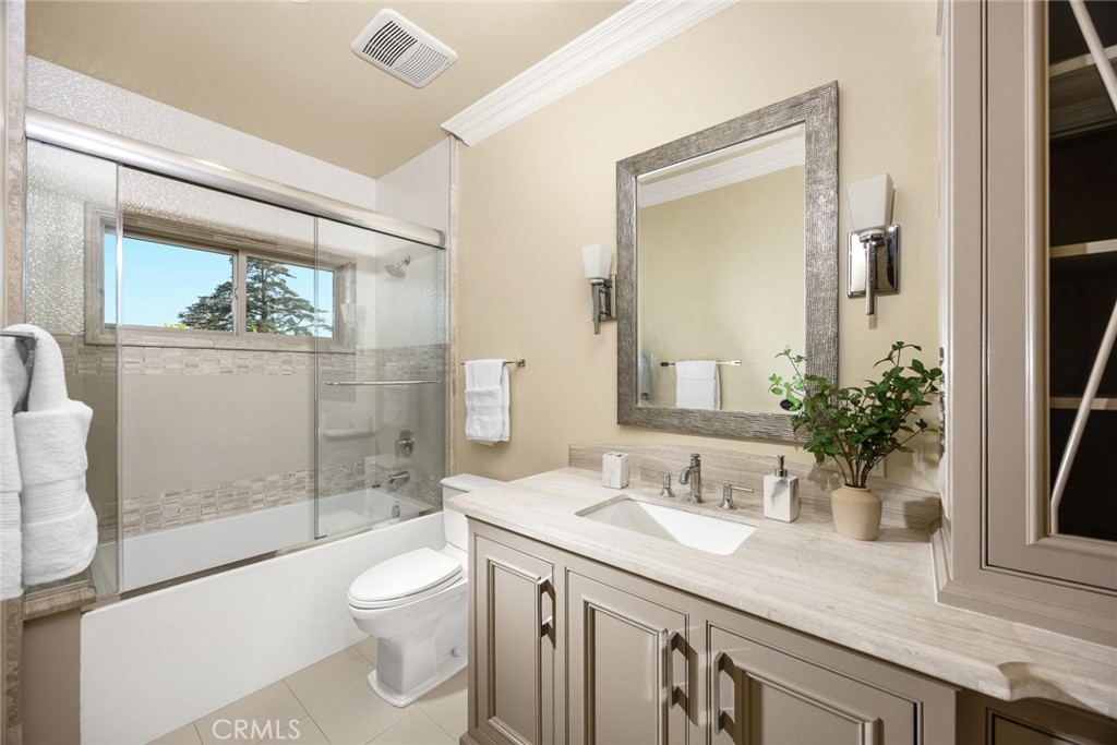Arcadia, California, 91006, United States, 5 Bedrooms Bedrooms, ,6 BathroomsBathrooms,Residential,Active,2036030