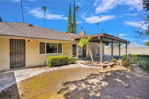 Tiny photo for 1027 Le Conte Dr, Riverside, CA 92507 (MLS # HD26085835)