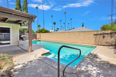 Tiny photo for 1027 Le Conte Dr, Riverside, CA 92507 (MLS # HD26085835)