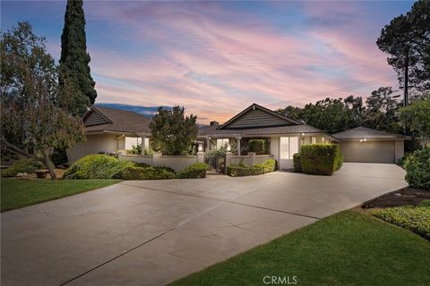 Tiny photo for 1027 Le Conte Dr, Riverside, CA 92507 (MLS # HD26085835)