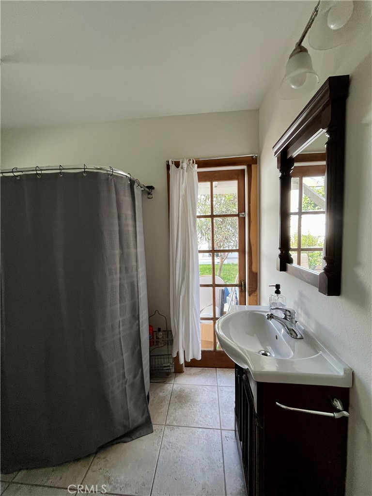 Downtown Area (DOWN) - Residential Lease