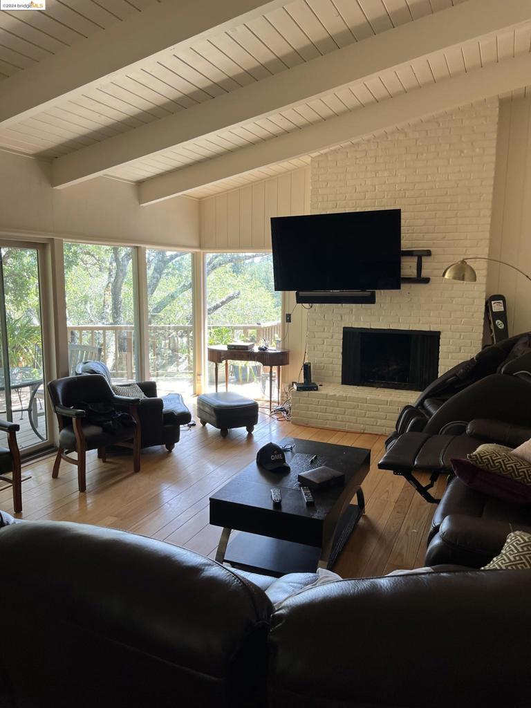 20 Sheridan Ct