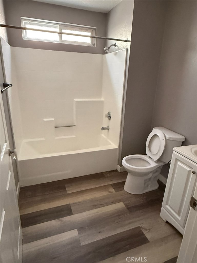 1335 Newport Avenue 209