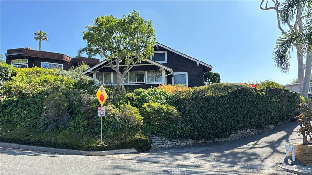 625 High Dr