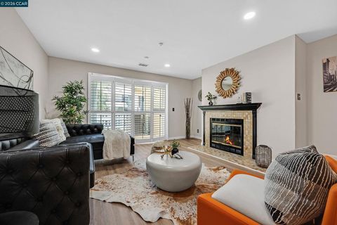 Photo of 2617 2617 Oak Rd Rd #C, Walnut Creek, CA 94597 (MLS # 41121042)