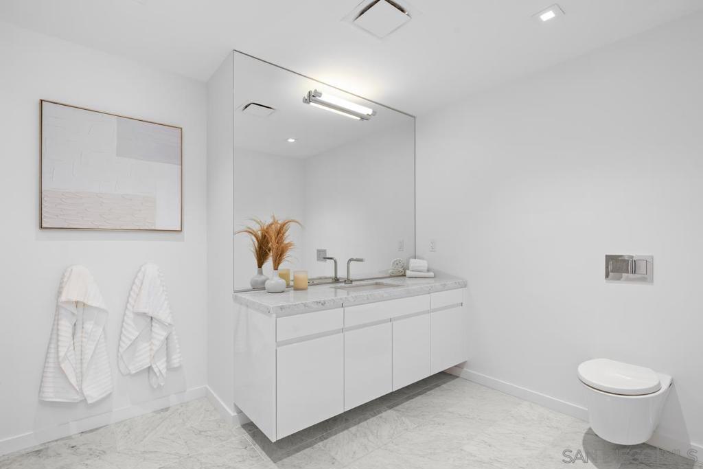 Out Of Area - Residential Lease