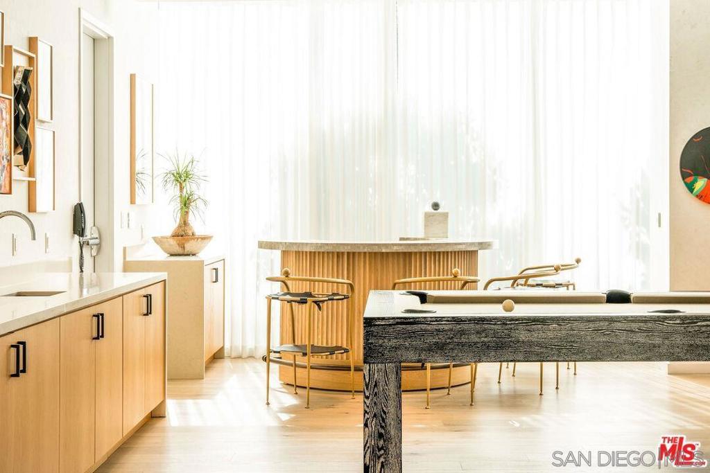 Out Of Area - Residential Lease