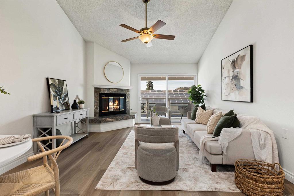 1508 Circa Del Lago B305