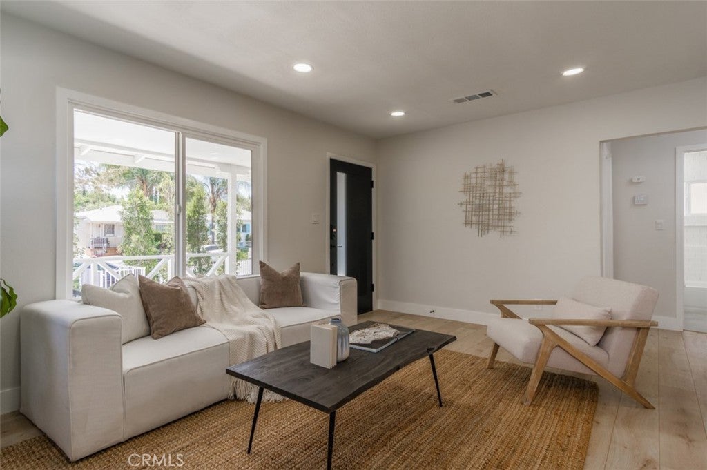 3149 Garden Avenue