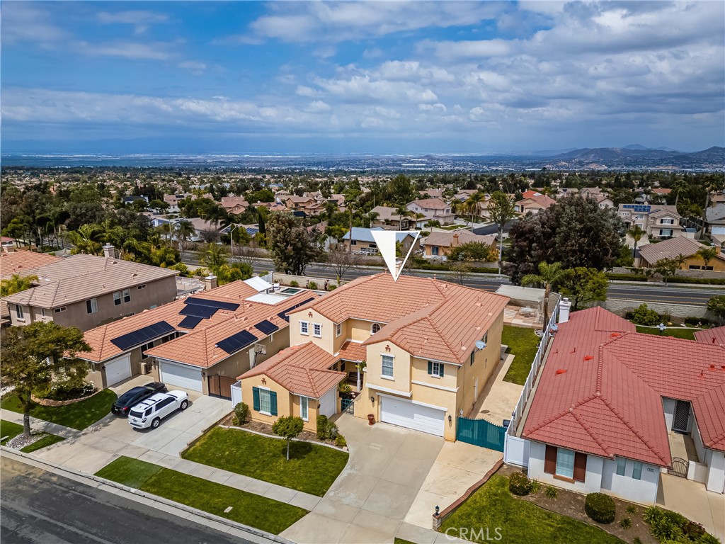 833 W Orange Heights