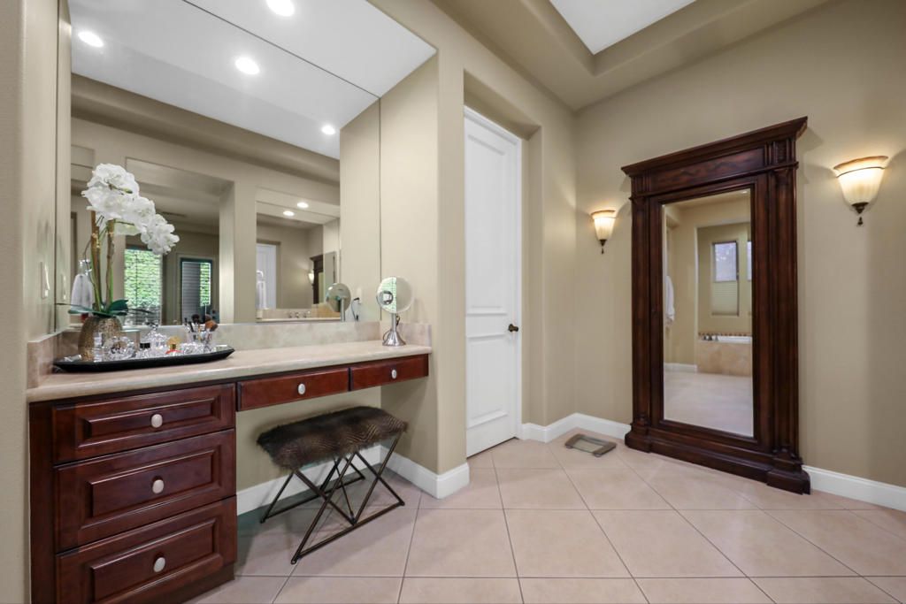 listing image 130723920776003020039