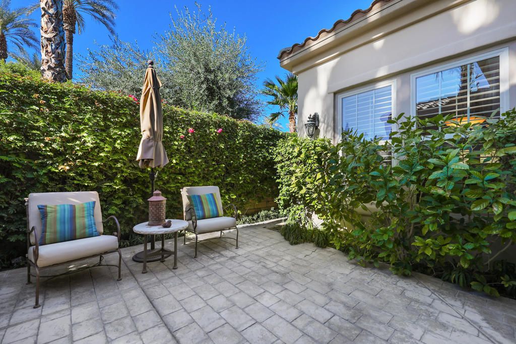 listing image 130725383815967770266