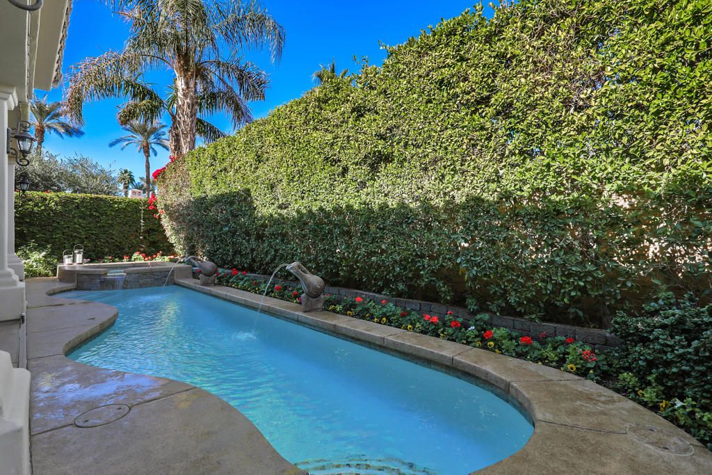 listing image 130722699820126472838