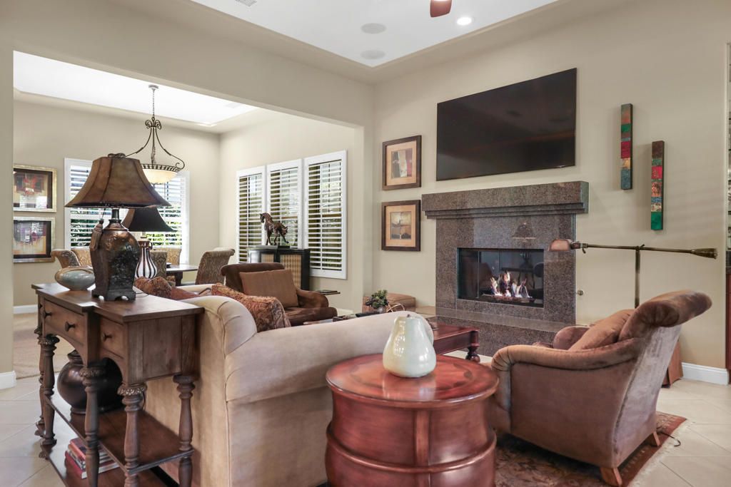 listing image 130721237339820777727