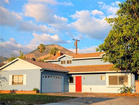 Photo of 5935 Newcomb St, San Bernardino, CA 92404 (MLS # IV26073966)