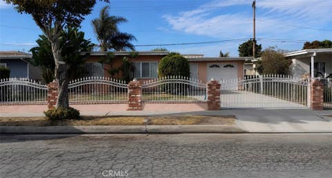 Photo of 1713 W 163rd ST, Compton, CA 90220 (MLS # DW26151628)