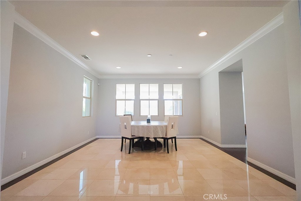 7618 Hertz Place