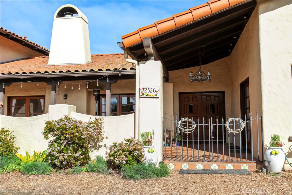 2526 Atascadero Road