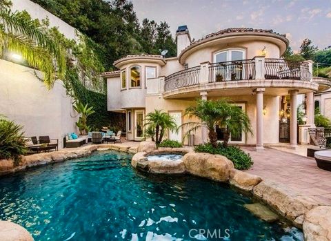 Photo of 1441 Robmar Dr, Beverly Hills, CA 90210 (MLS # OC26064150)