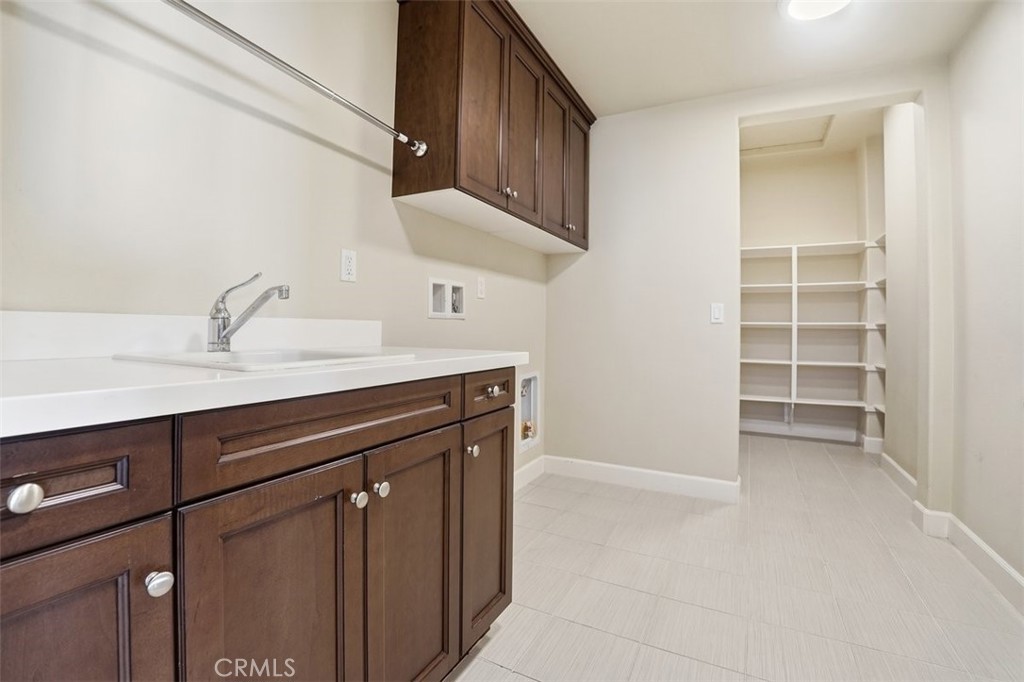La Cresta - Residential