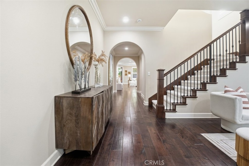 La Cresta - Residential