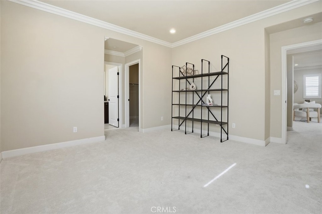 La Cresta - Residential