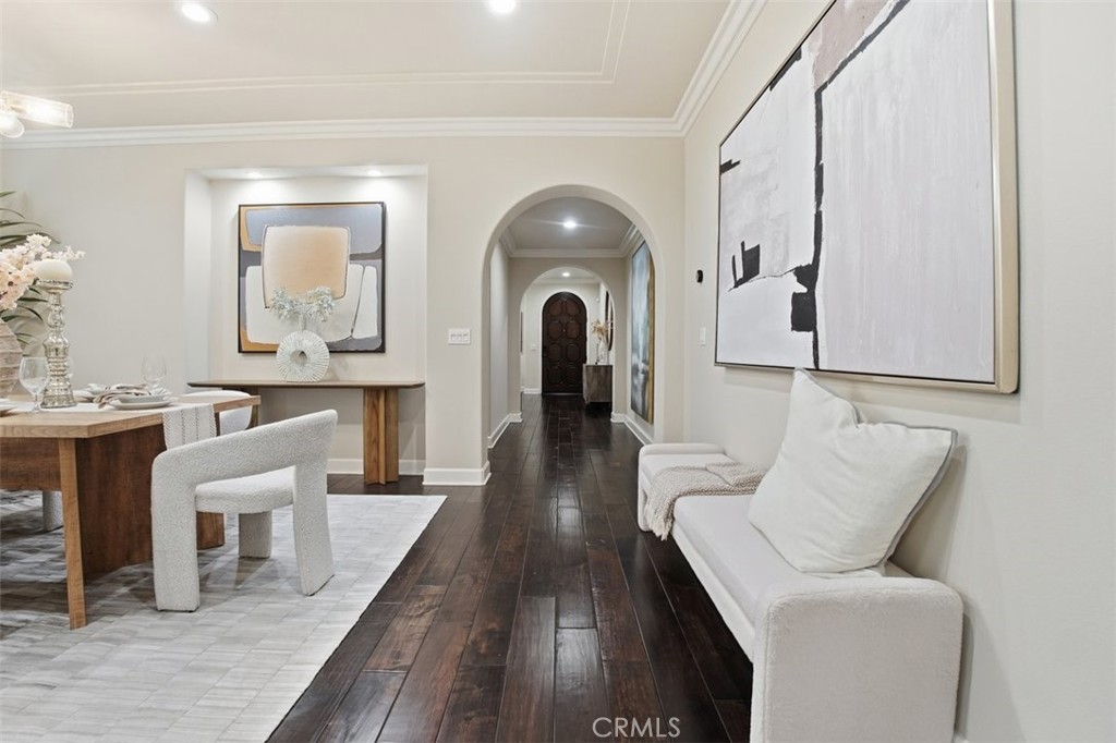 La Cresta - Residential