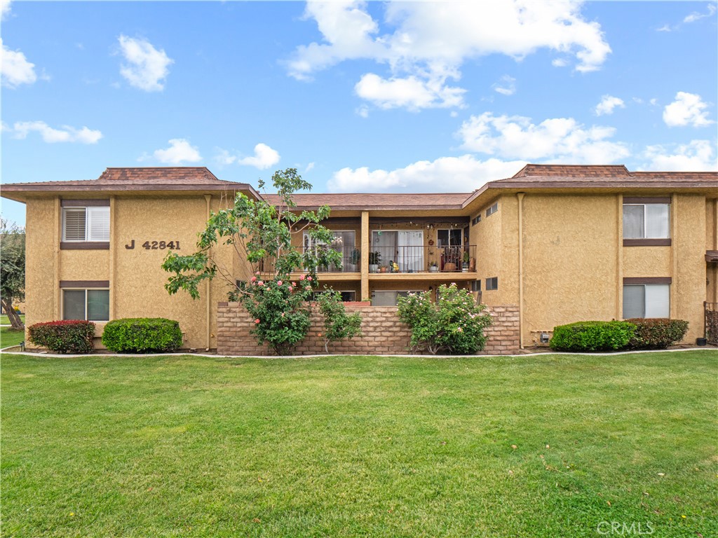 42841 15th St. W 8