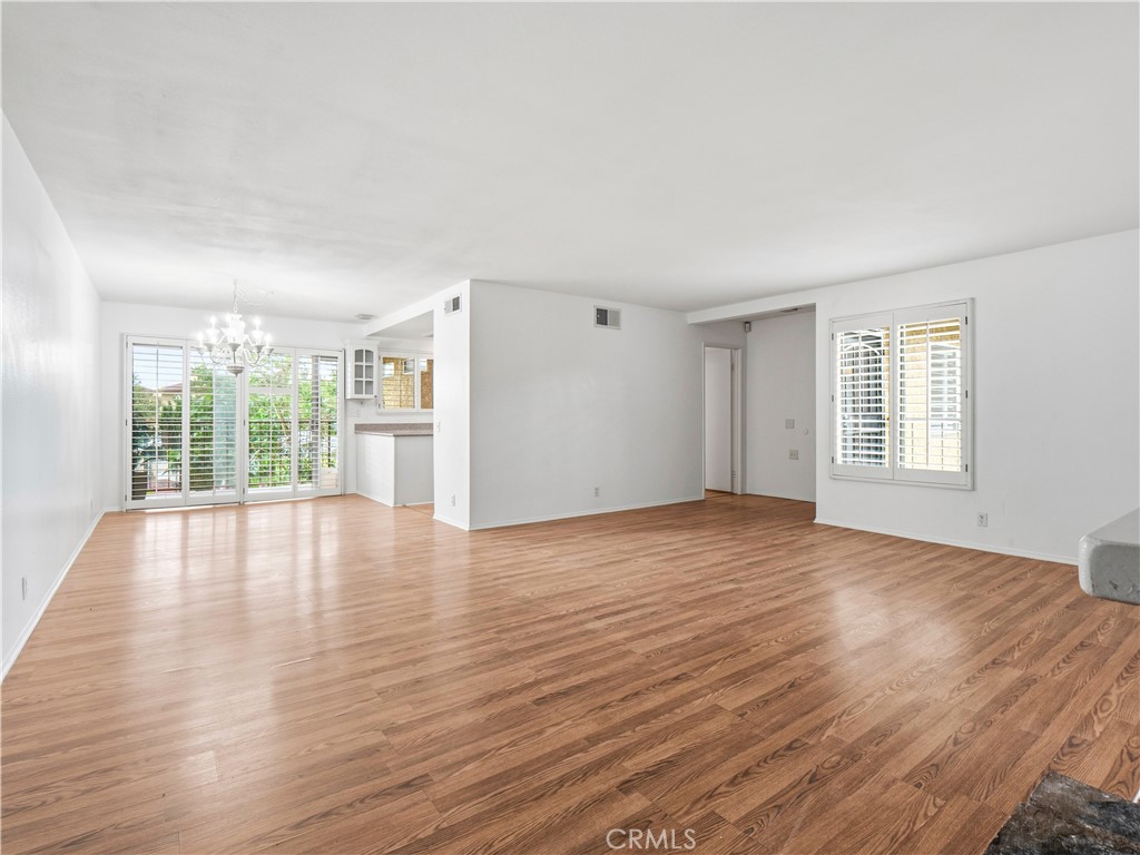 42841 15th St. W 8