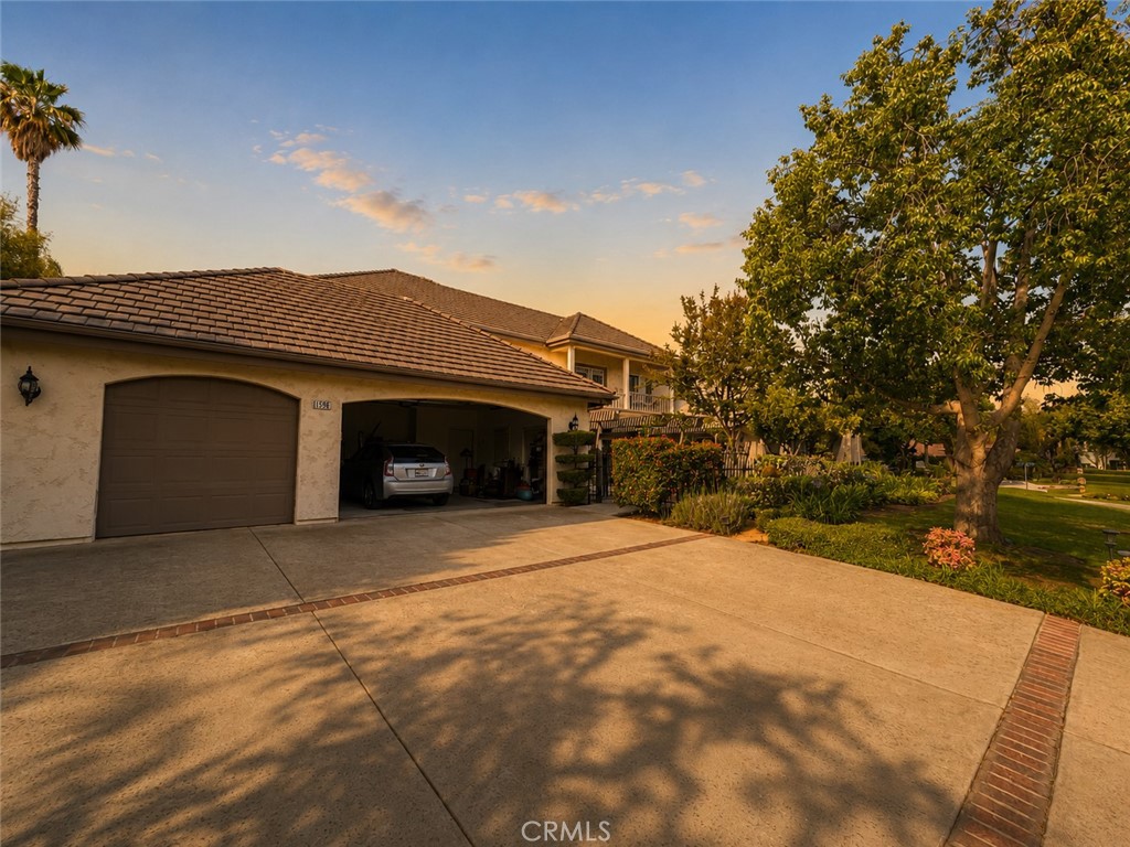 1506 Crestview Rd,