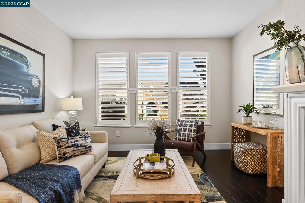 BENICIA MARINA - Residential