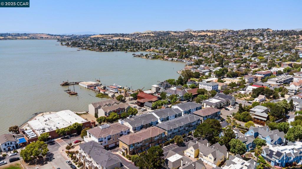 BENICIA MARINA - Residential