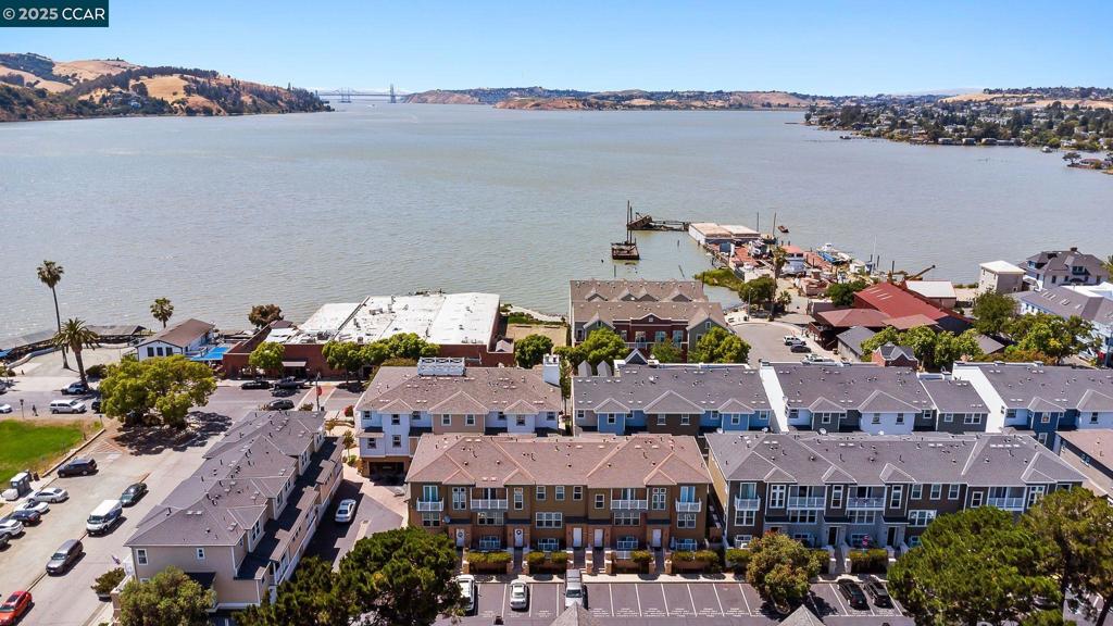 BENICIA MARINA - Residential