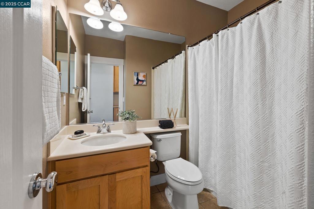 BENICIA MARINA - Residential