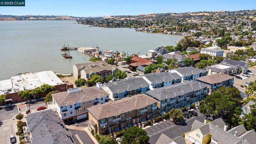 BENICIA MARINA - Residential
