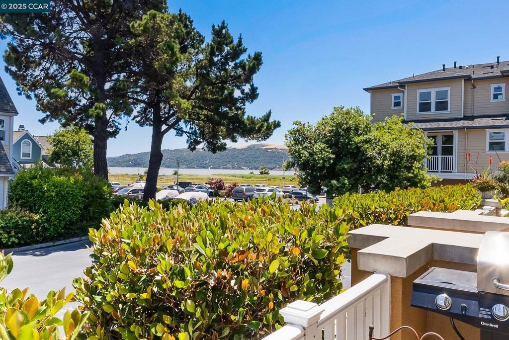 BENICIA MARINA - Residential