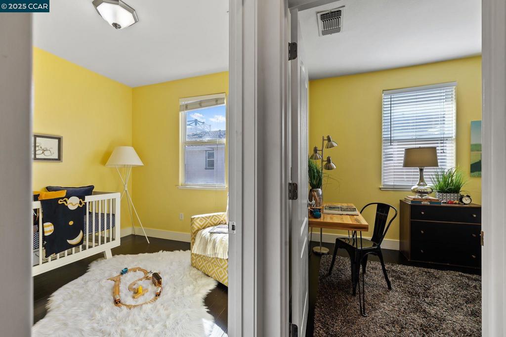 BENICIA MARINA - Residential