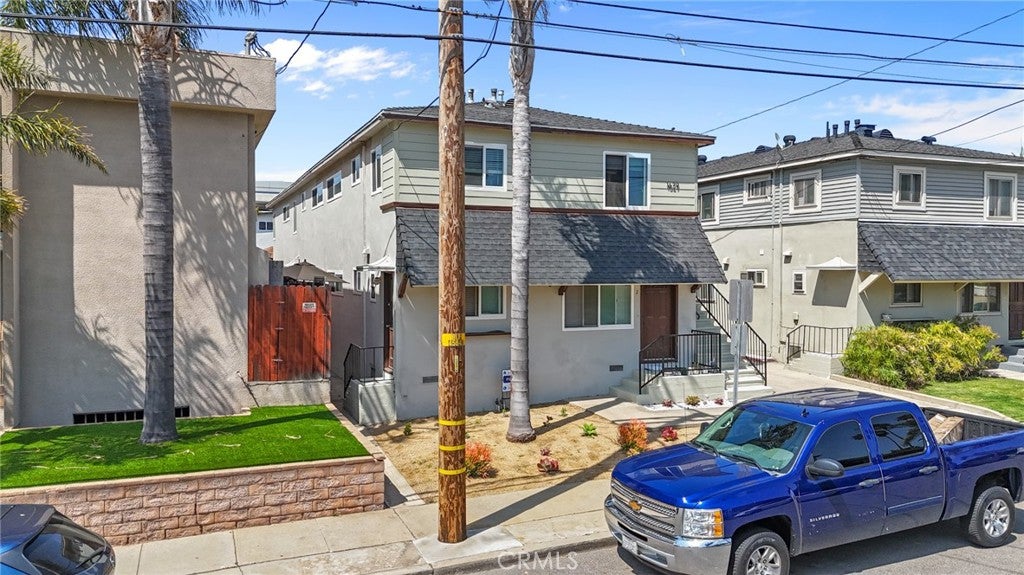 1629 E Maple