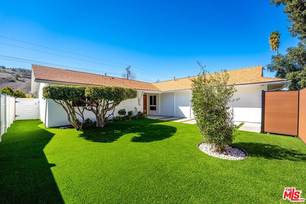 5521 Ruthwood Drive