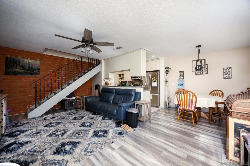 9845 Mission Viejo Ct 2