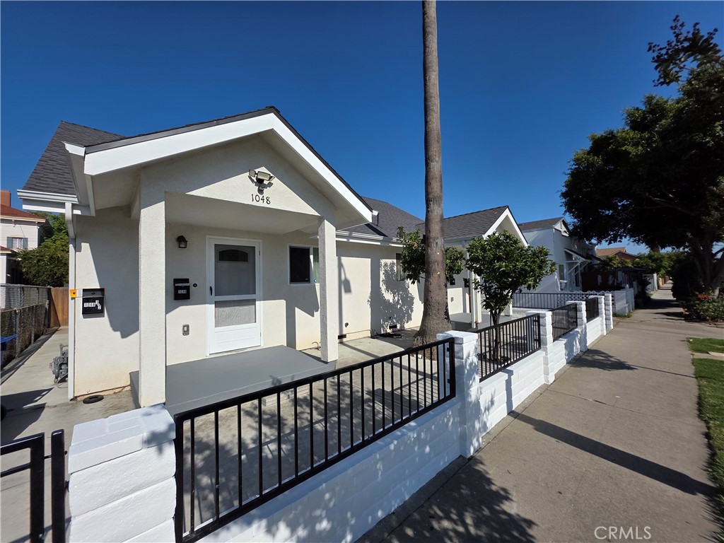 1046 N Banning Boulevard
