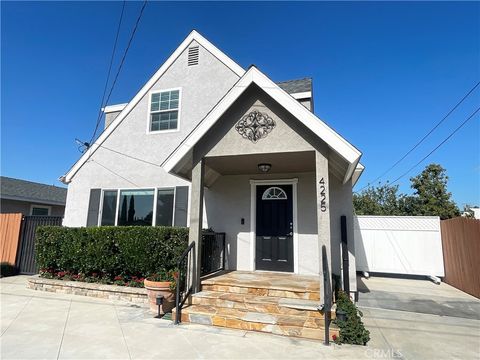 Photo of 4225 E Court Avenue, Orange, CA 92869 (MLS # SW25265737)