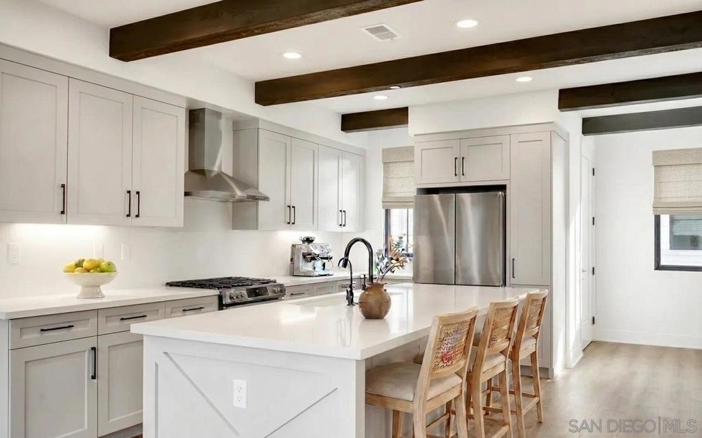 1602 San Remo Pl 104
