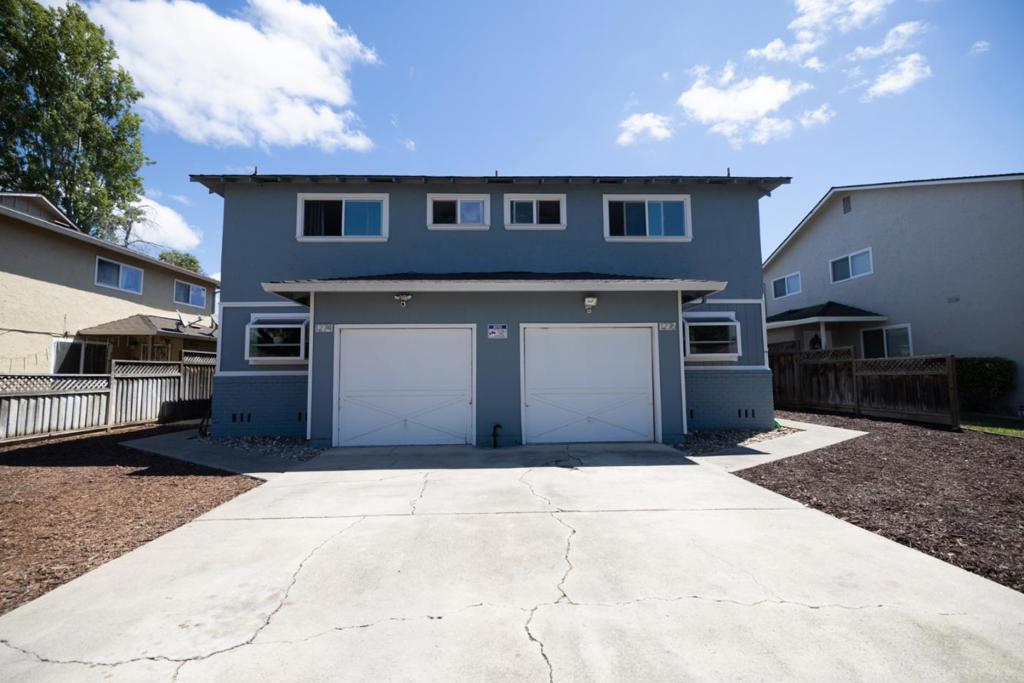 12741276 Flora Avenue