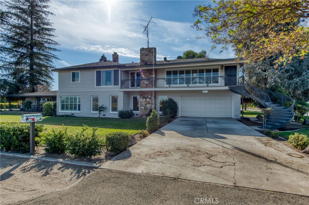 13155 W Shaw
