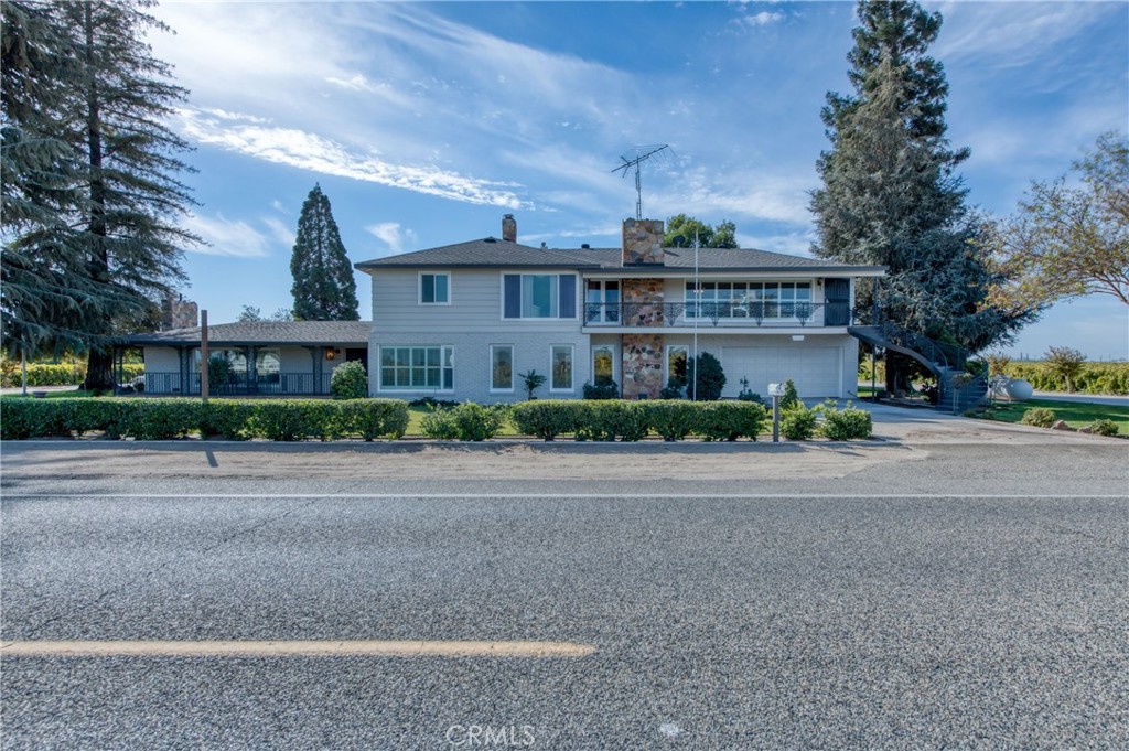 13155 W Shaw