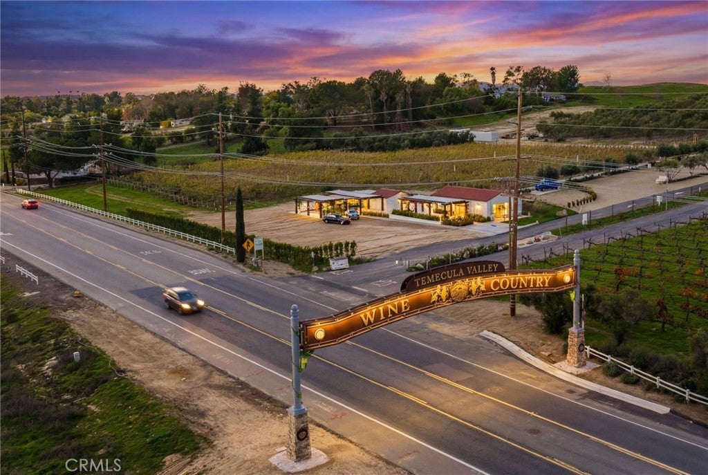 41309 Avenida Biona