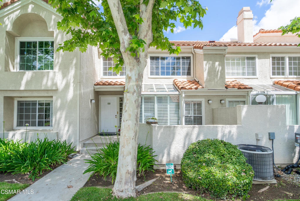 4240 Lost Hills Road 3302