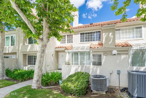 Photo of 4240 Lost Hills Road #3302, Calabasas, CA 91301 (MLS # 226001862)